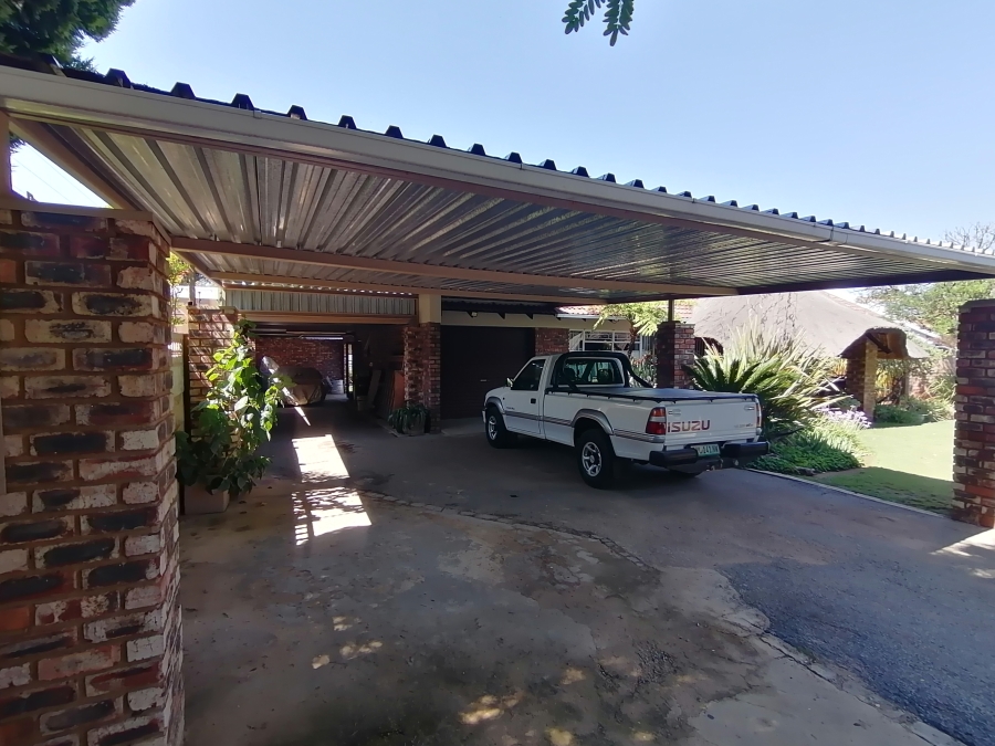 3 Bedroom Property for Sale in Flimieda North West